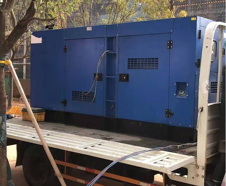 东山柴油发电机组空气滤清器多久更换一次？