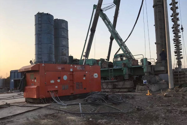 东山如何检查发电机组燃油系统的密封性？